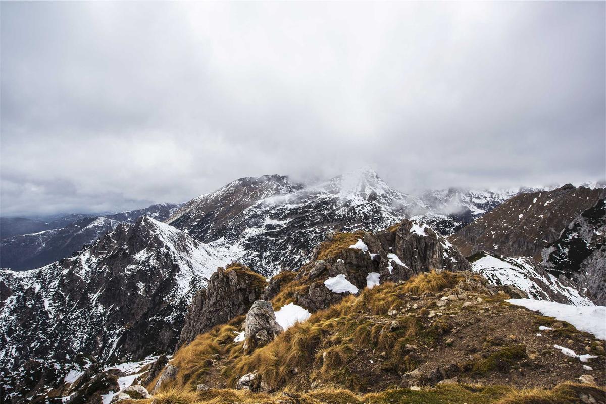 Vue de la régie avec les moniteurs pendant une captation